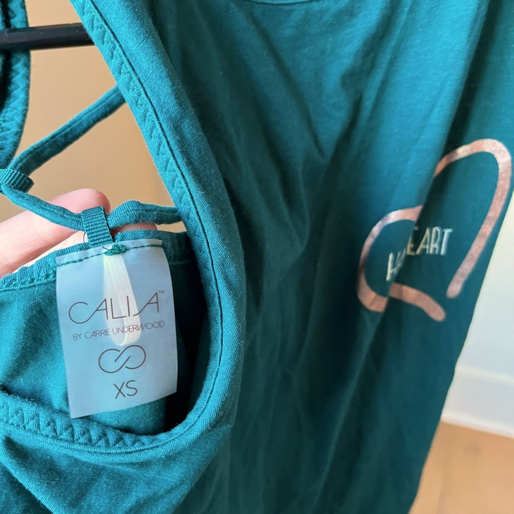 Calia by Carrie Underwood athletic workout top